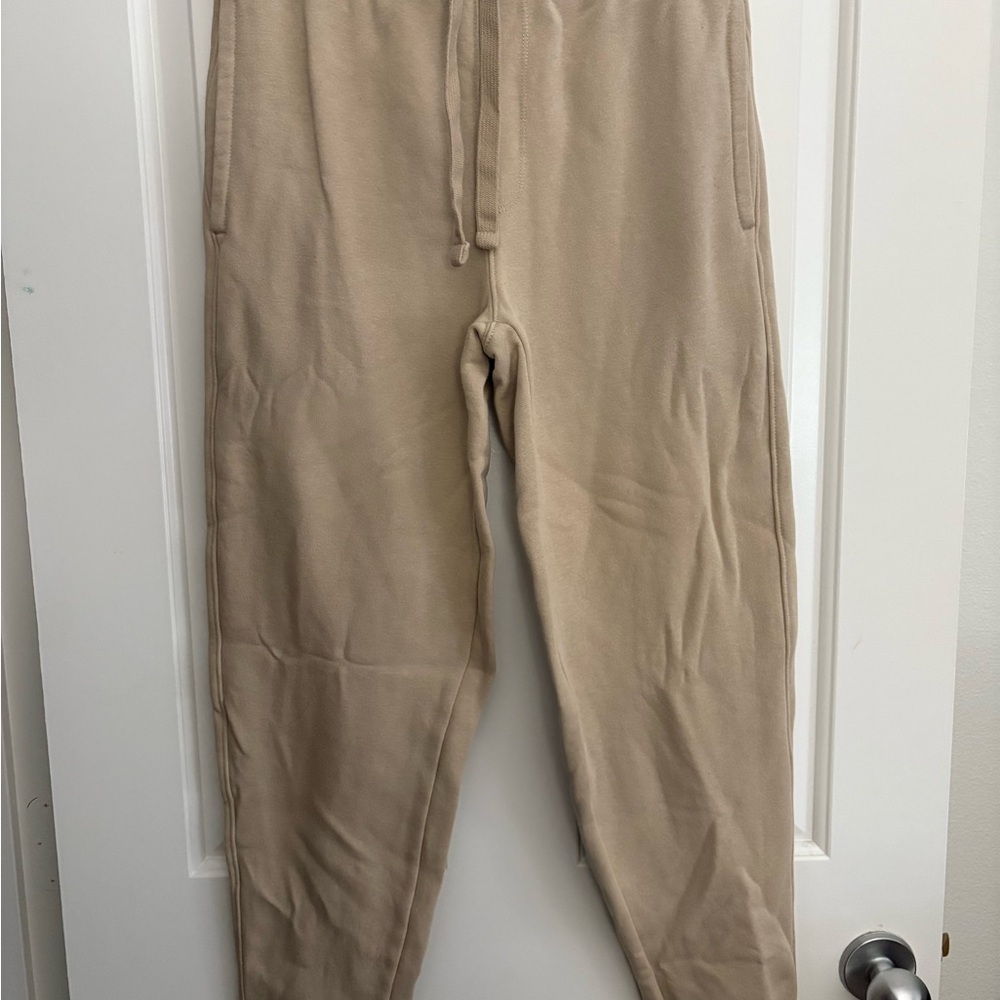 Old Navy Men's Beige Joggers- EUC (XS)